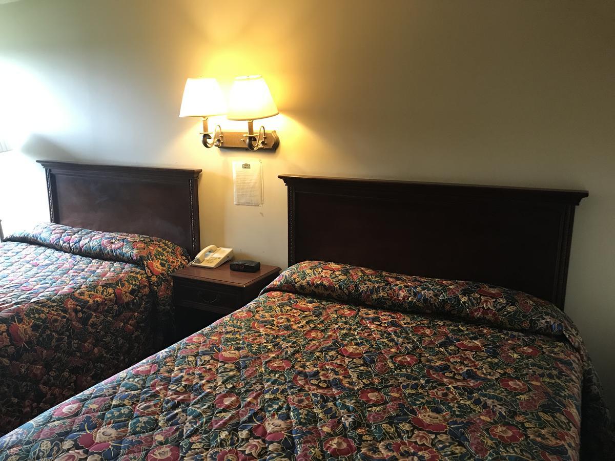 Lititz Inn And Suites Exteriör bild